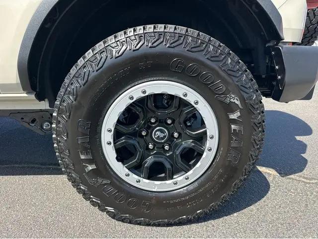 2026 Ford Bronco Base