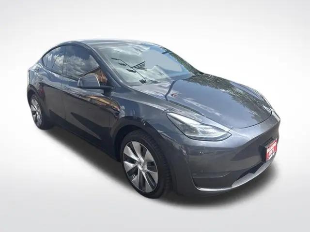 2024 Tesla Model Y Long Range Dual Motor All-Wheel Drive for sale in West Allis, WI