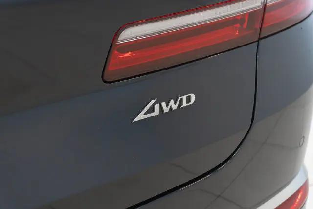 2025 Genesis GV80 2.5T Standard AWD