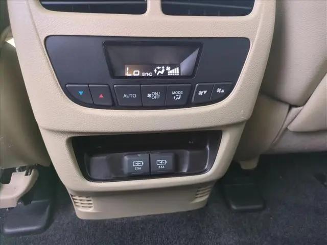 2017 Acura MDX w/Technology Package