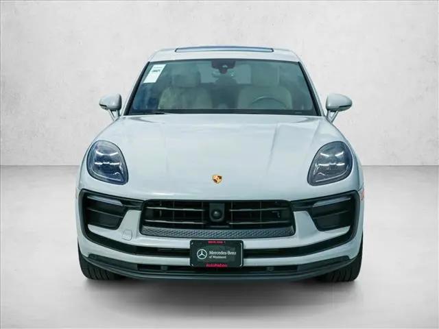 2024 Porsche Macan T