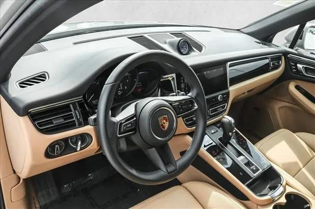 2024 Porsche Macan T