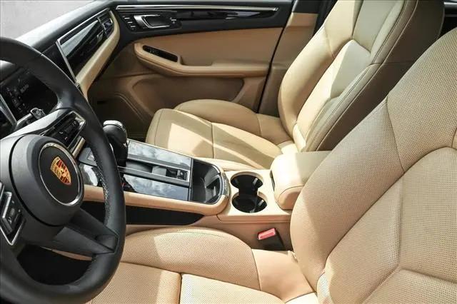2024 Porsche Macan T