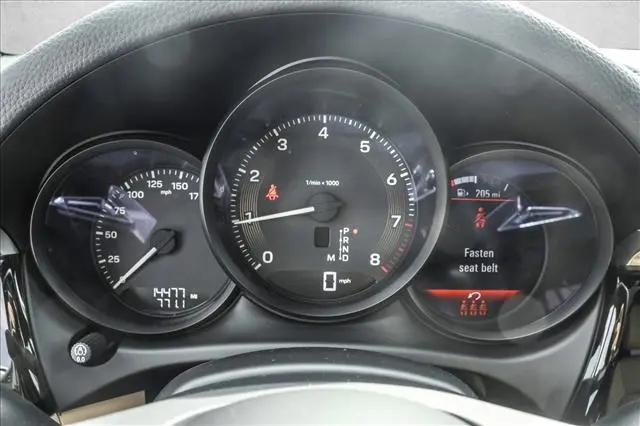 2024 Porsche Macan T