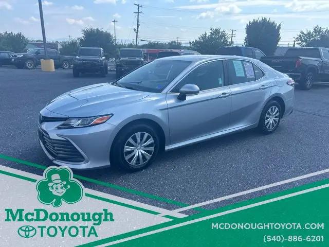 2022 Toyota Camry LE Hybrid for sale in Staunton, VA