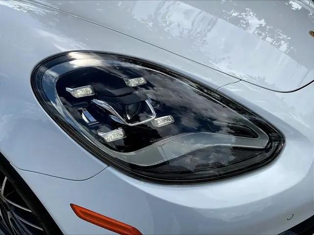 2023 Porsche Panamera Panamera