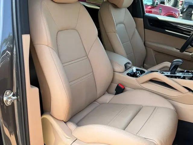 2023 Porsche Cayenne E-Hybrid Cayenne E-Hybrid