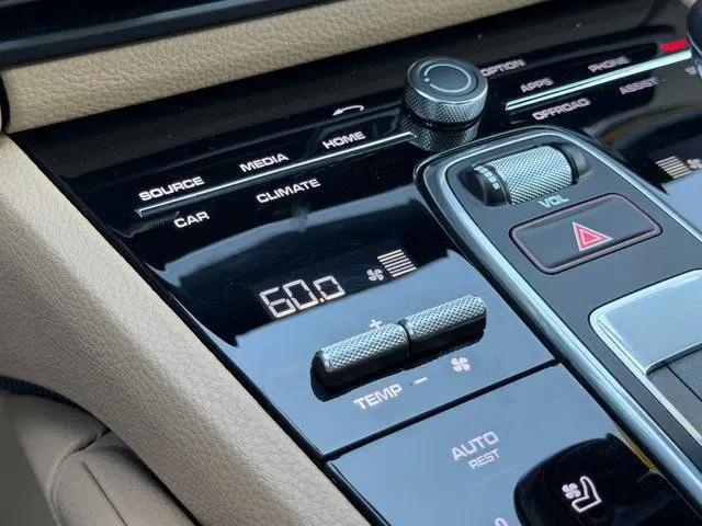 2023 Porsche Cayenne E-Hybrid Cayenne E-Hybrid