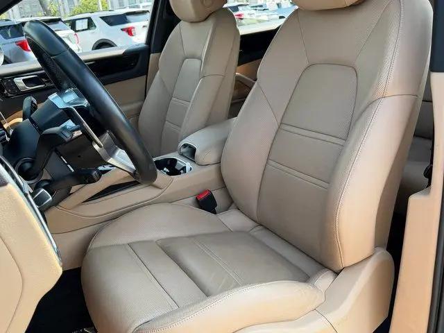 2023 Porsche Cayenne E-Hybrid Cayenne E-Hybrid