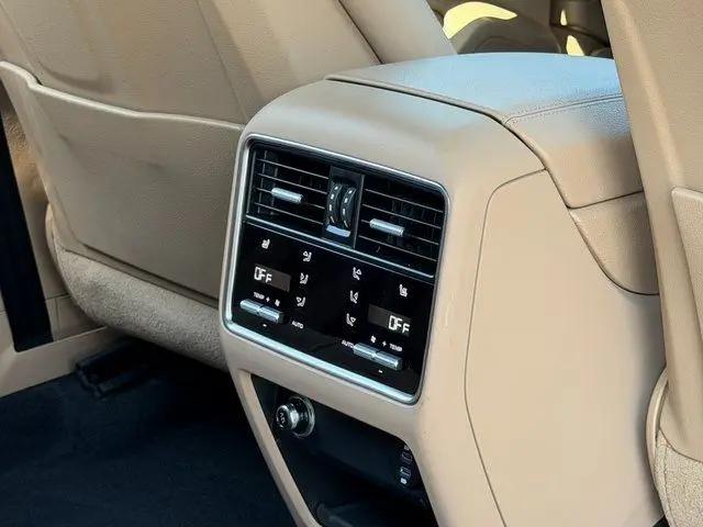 2023 Porsche Cayenne E-Hybrid Cayenne E-Hybrid