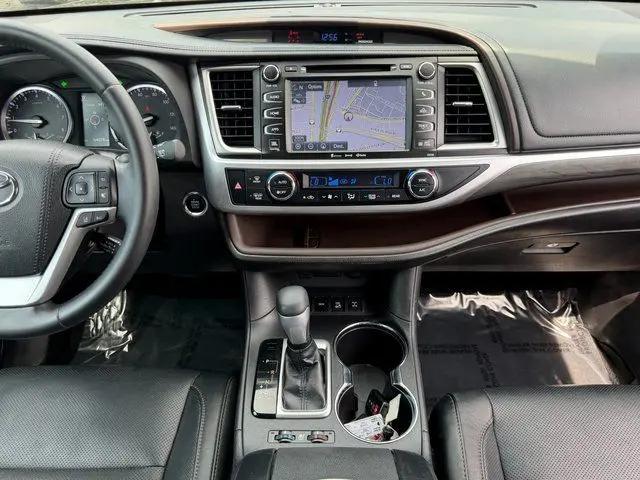 2018 Toyota Highlander Limited