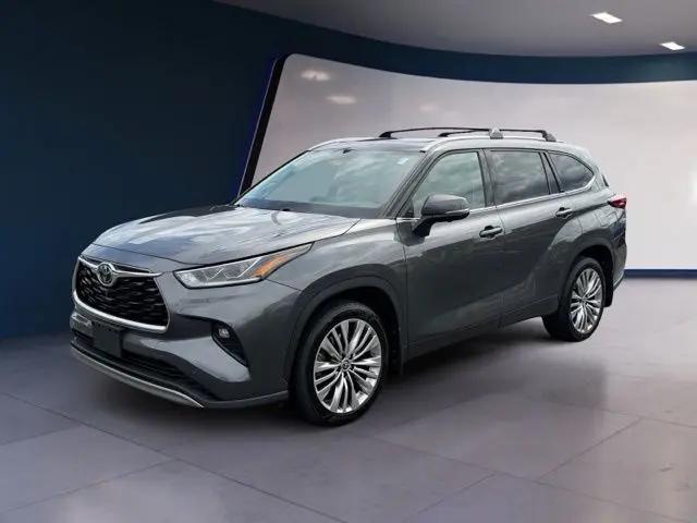 2023 Toyota Highlander Platinum for sale in Shrewsbury, MA