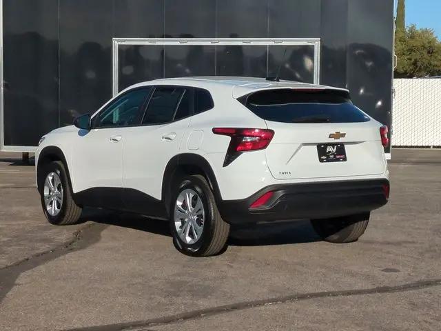 2026 Chevrolet Trax FWD LS