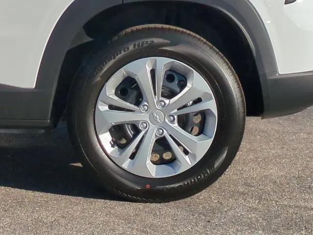 2026 Chevrolet Trax FWD LS