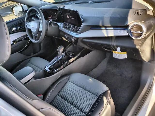 2026 Chevrolet Trax FWD LT