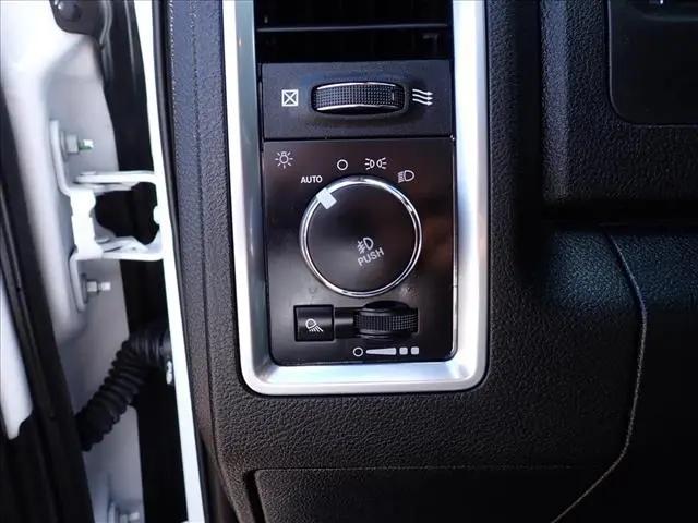 2022 Ram 1500 Classic Warlock Quad Cab 4x4 64 Box
