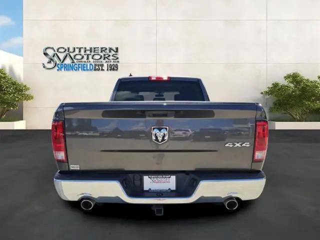2024 Ram 1500 Classic Tradesman Crew Cab 4x4 57 Box