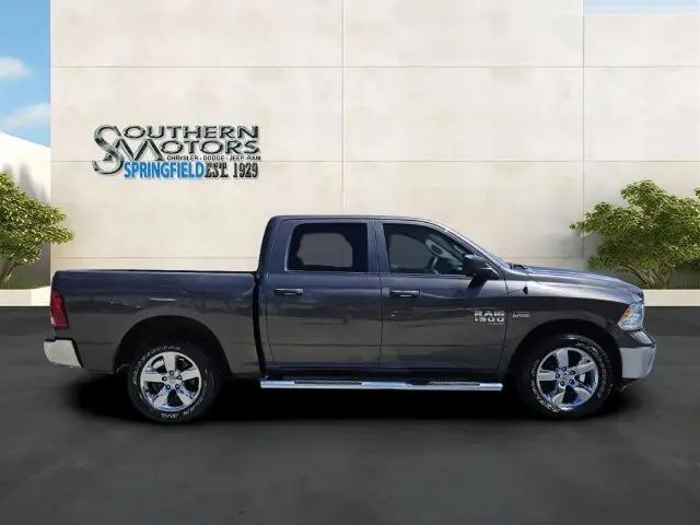 2024 Ram 1500 Classic Tradesman Crew Cab 4x4 57 Box