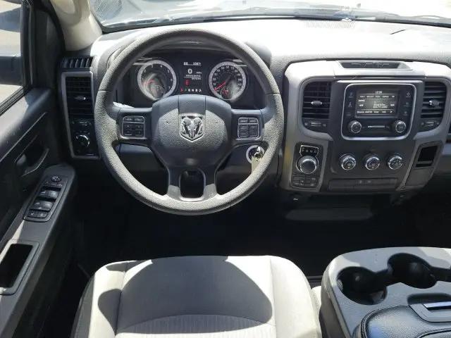 2024 Ram 1500 Classic Tradesman Crew Cab 4x4 57 Box