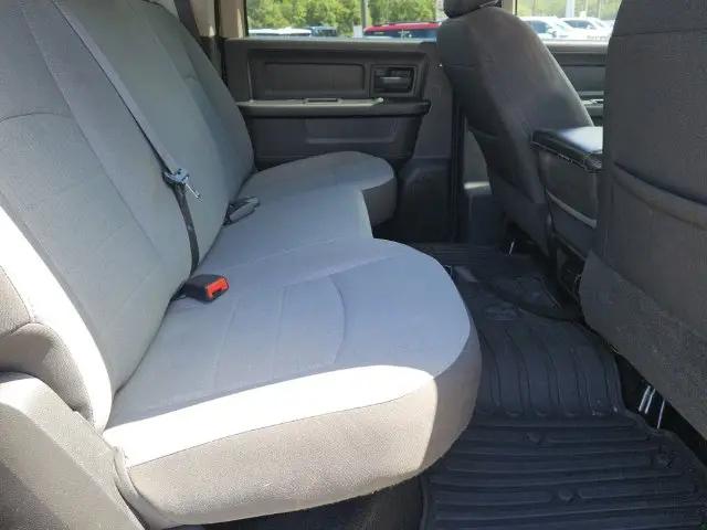 2024 Ram 1500 Classic Tradesman Crew Cab 4x4 57 Box