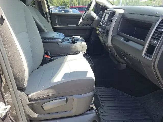 2024 Ram 1500 Classic Tradesman Crew Cab 4x4 57 Box