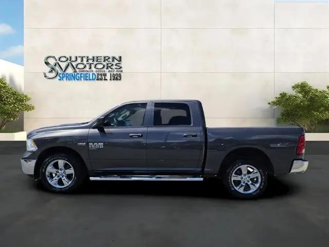 2024 Ram 1500 Classic Tradesman Crew Cab 4x4 57 Box
