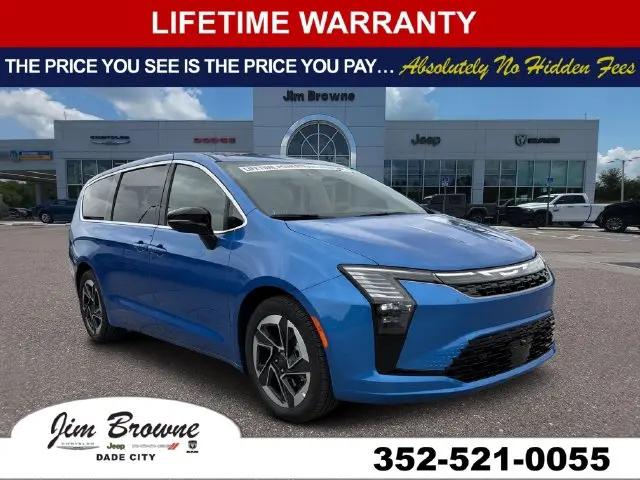 2027 Chrysler Pacifica Limited for sale in Dade City, FL