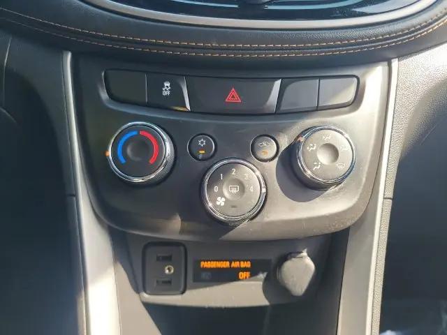2021 Chevrolet Trax AWD LS