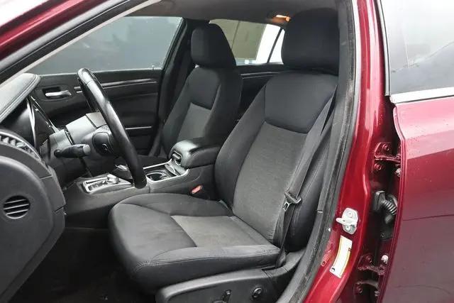 2019 Chrysler 300 Touring