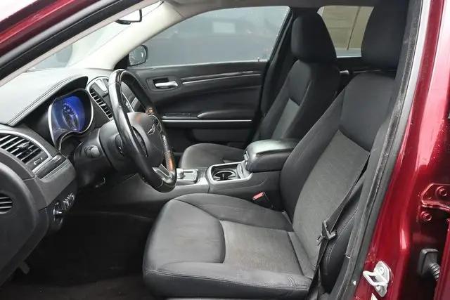 2019 Chrysler 300 Touring