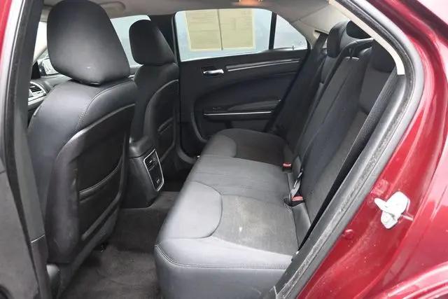 2019 Chrysler 300 Touring