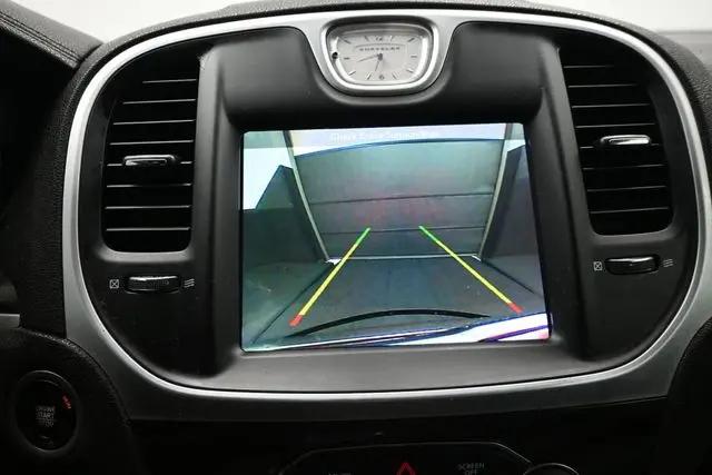 2019 Chrysler 300 Touring