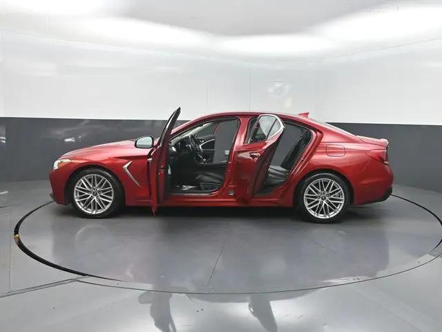 2021 Genesis G70 2.0T RWD