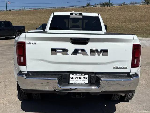 2026 Ram 3500 Tradesman Crew Cab 4x4 8 Box