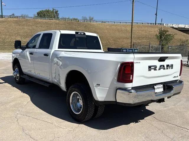 2026 Ram 3500 Tradesman Crew Cab 4x4 8 Box