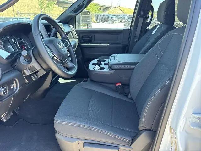 2026 Ram 3500 Tradesman Crew Cab 4x4 8 Box