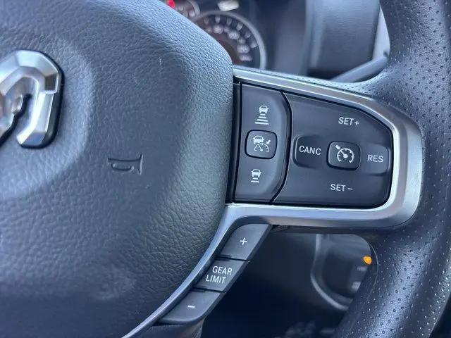 2026 Ram 3500 Tradesman Crew Cab 4x4 8 Box