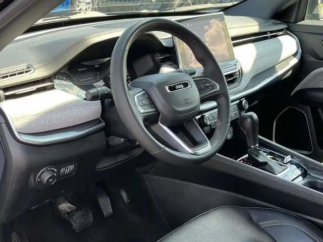 2023 Jeep Compass Latitude Lux FWD