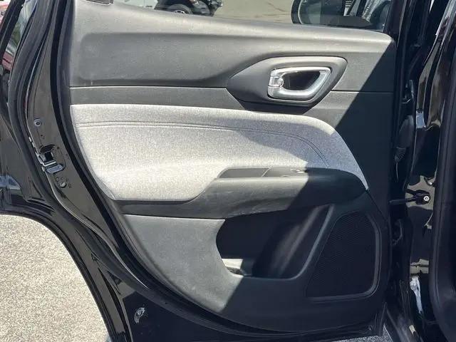 2023 Jeep Compass Latitude Lux FWD