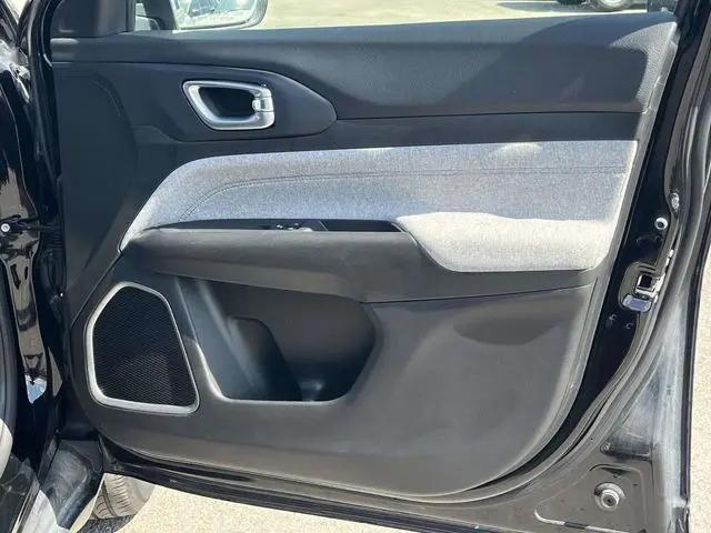 2023 Jeep Compass Latitude Lux FWD
