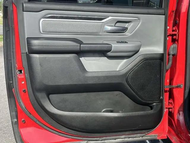 2019 Ram 1500 Big Horn/Lone Star Crew Cab 4x4 57 Box