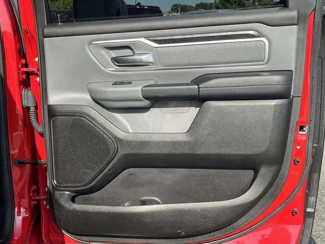 2019 Ram 1500 Big Horn/Lone Star Crew Cab 4x4 57 Box