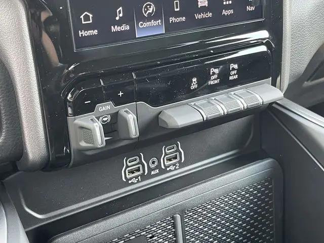 2027 Ram 1500 Big Horn