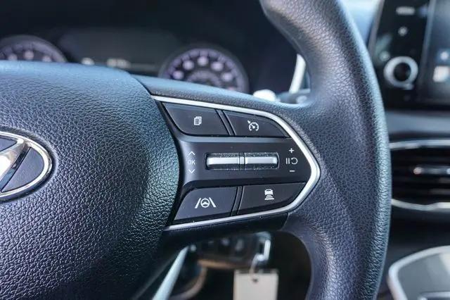 2023 Hyundai Santa Fe SE