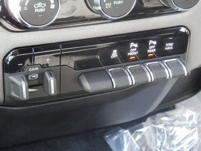 2027 Ram 1500 Express