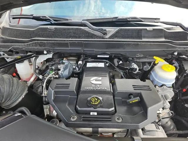 2024 Ram 3500 Laramie Mega Cab 4x4 64 Box