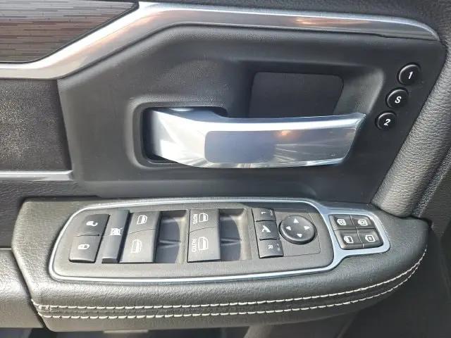 2024 Ram 3500 Laramie Mega Cab 4x4 64 Box