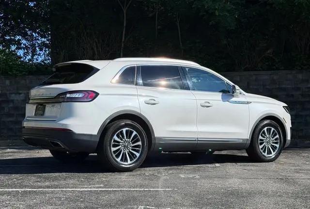 2019 Lincoln Nautilus Select