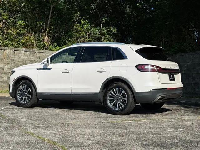 2019 Lincoln Nautilus Select