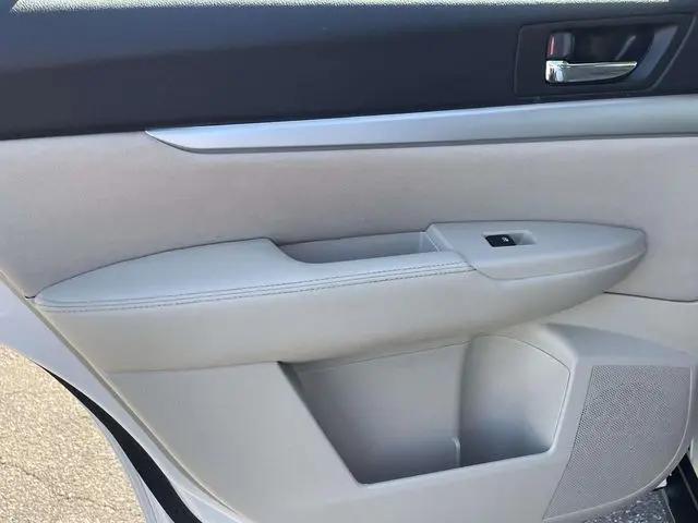 2014 Subaru Outback 2.5i